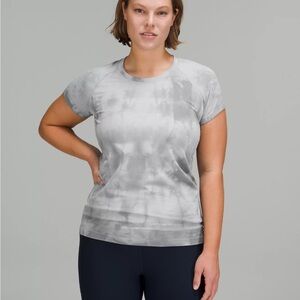 Lululemon top